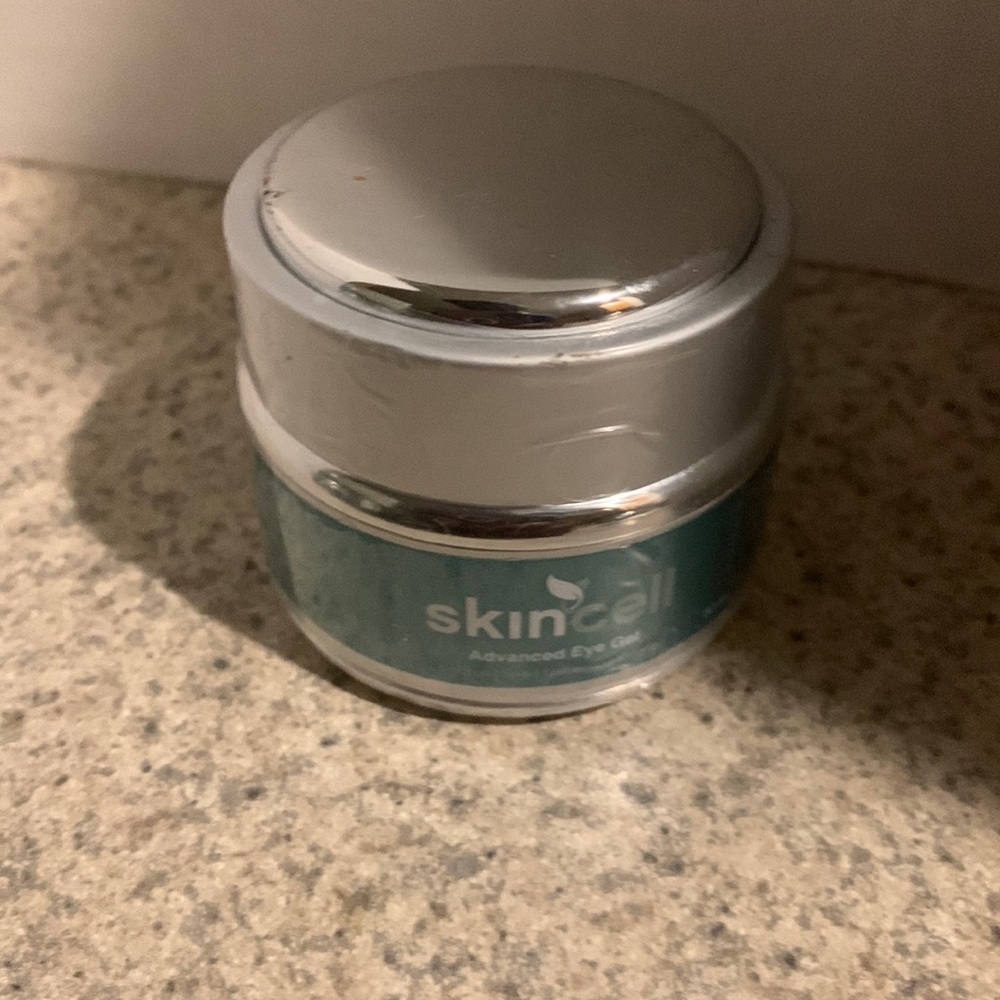 NEW — Skincell Advanced Eye Gel